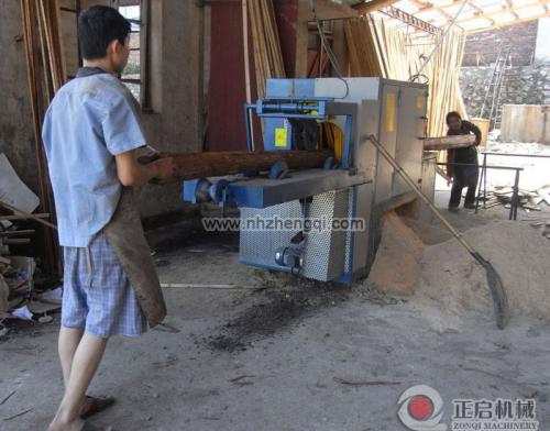 江西宜春圓木多片鋸加工現場